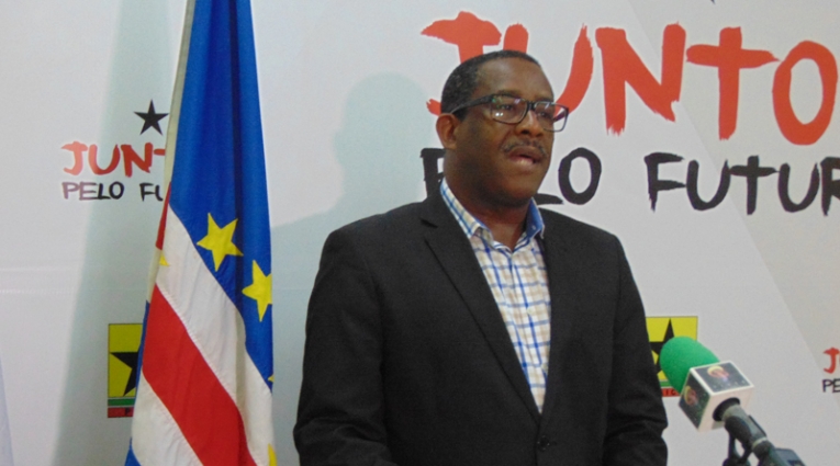 Julião Varela Conferencia Imprensa PAICV