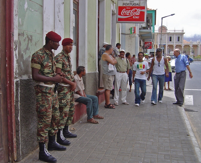 Policia Militar Cabo Verde 2006