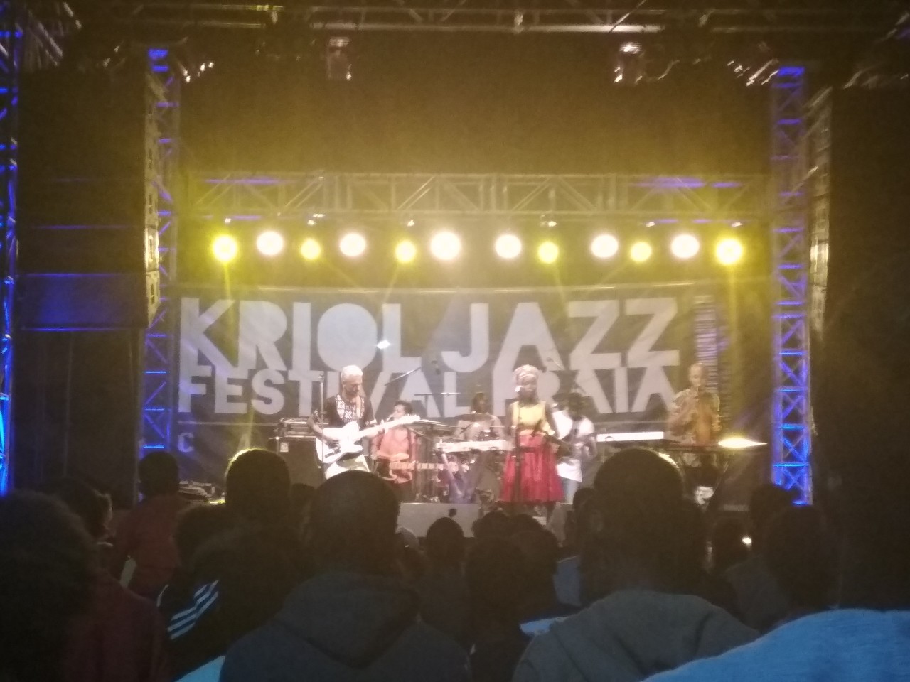 IMG 9c04f8e1f438191edb4dab0da536f2b2 V