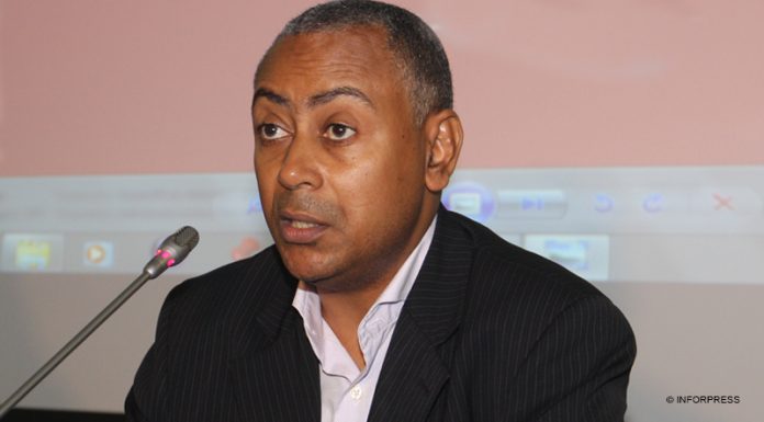 António Correia e Silva