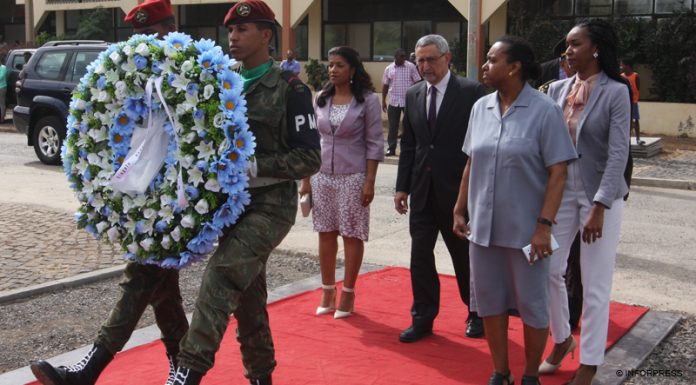 Coroa de Flores JORGE Carlos Fonseca