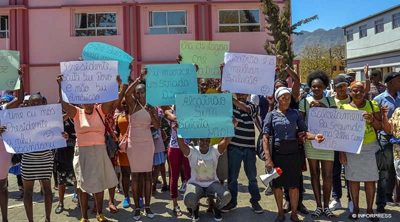 Manifestação Palha Carga Entre Picos