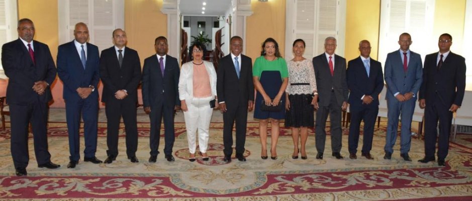 cv novo gov cv com no centro o pm