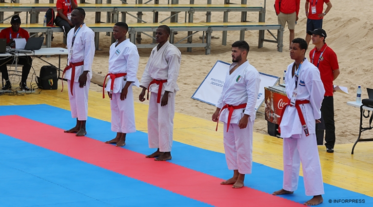 karate I jogos de praia 