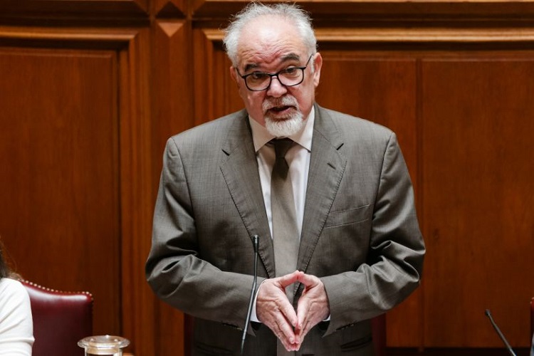 ministro do Emprego Vieira da Silva