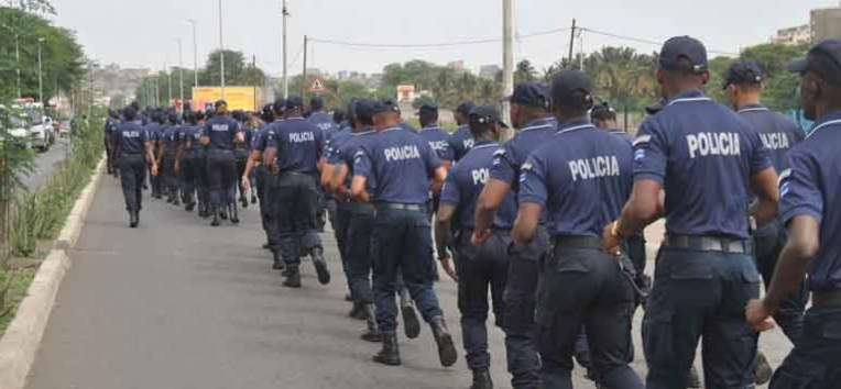 policia cabo verde